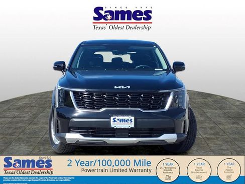 Used 2025 Kia Sorento LX FWD image 8