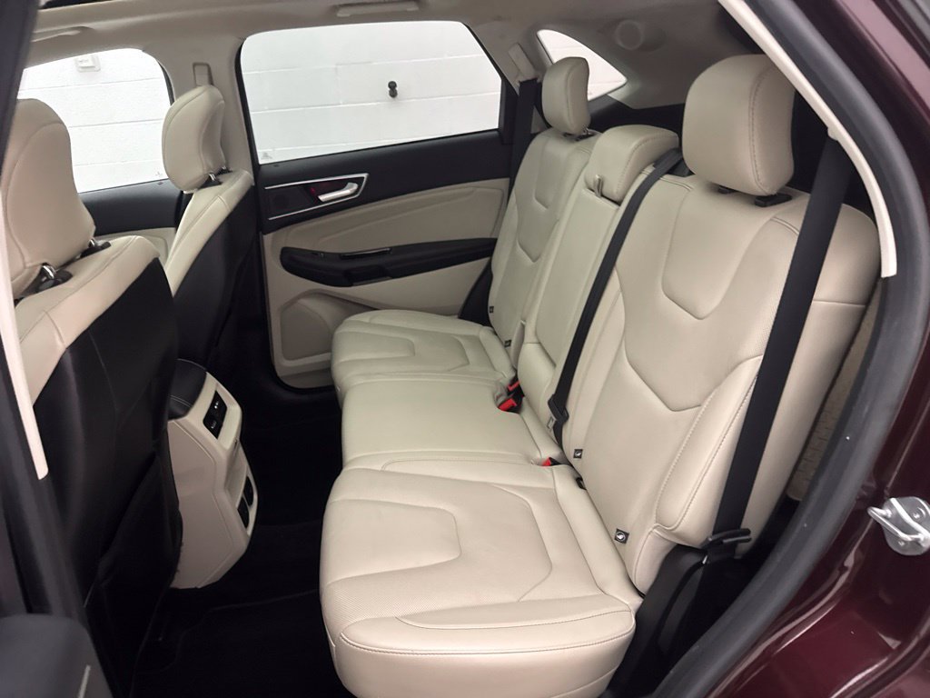 Used 2019 Ford Edge Titanium w/ Equipment Group 301A AWD/4WD image 49
