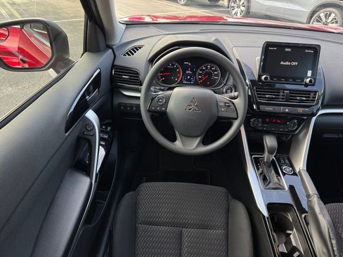 New 2025 Mitsubishi Eclipse Cross LE image 18