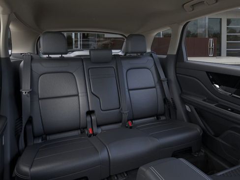 New 2025 Lincoln Corsair AWD w/ Equipment Group 101A image 11