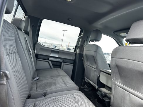 Used 2016 Ford F150 XLT w/ Equipment Group 302A Luxury image 11