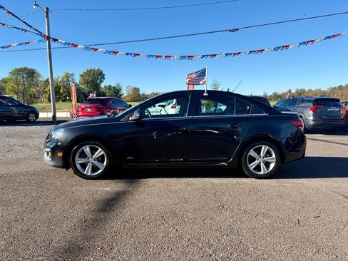 Used 2015 Chevrolet Cruze LT w/ RS Package image 2