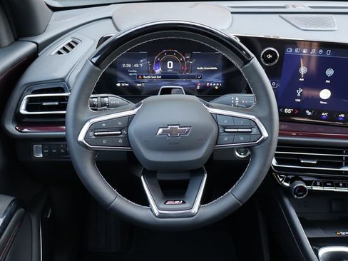 New 2026 Chevrolet Traverse Z71 w/ Enhanced Driving Package AWD/4WD image 20