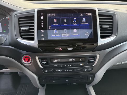 Used 2017 Honda Pilot EX-L image 33