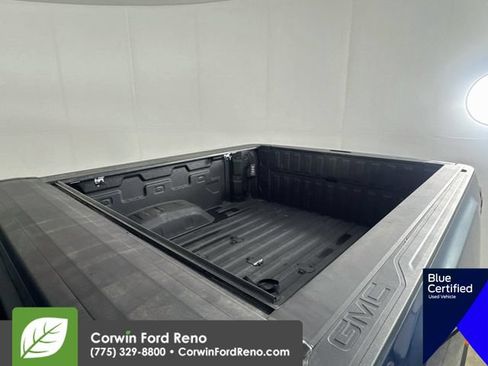 Used 2025 GMC Sierra 2500 Denali w/ Denali Reserve Package AWD/4WD image 32
