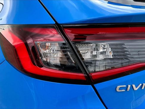 Used 2024 Honda Civic Sport image 29
