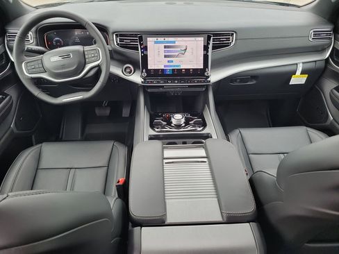 New 2026 Jeep Grand Wagoneer 4WD image 16