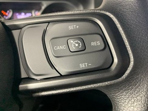 Used 2024 Jeep Wrangler Sport AWD/4WD image 28