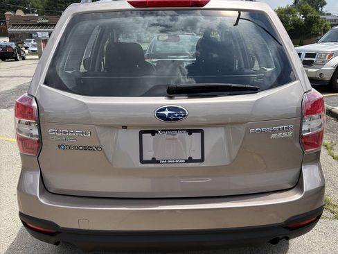 Used 2016 Subaru Forester 2.5i w/ Alloy Wheel Package AWD/4WD image 3