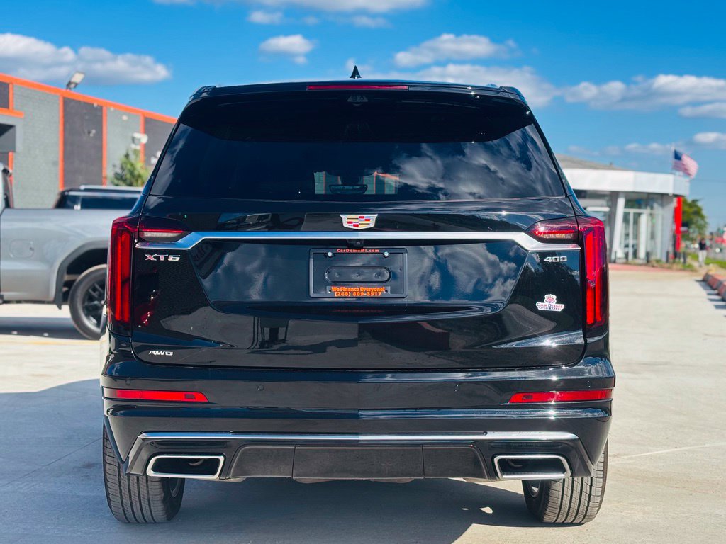 Used 2025 Cadillac XT6 Premium Luxury w/ Technology Package AWD/4WD image 11