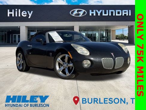 Used 2007 Pontiac Solstice Convertible w/ Premium Package image 1