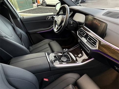 Used 2021 BMW X5 xDrive40i w/ Premium Package 2 image 31