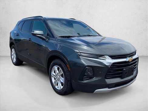Used 2019 Chevrolet Blazer LT w/ Sound & Technology Package FWD image 3