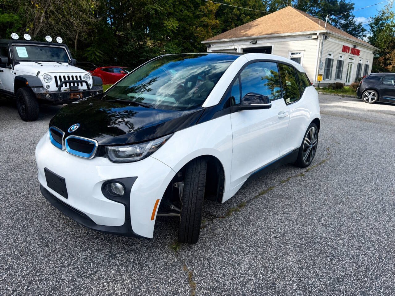Used 2015 BMW i3 RWD image 2