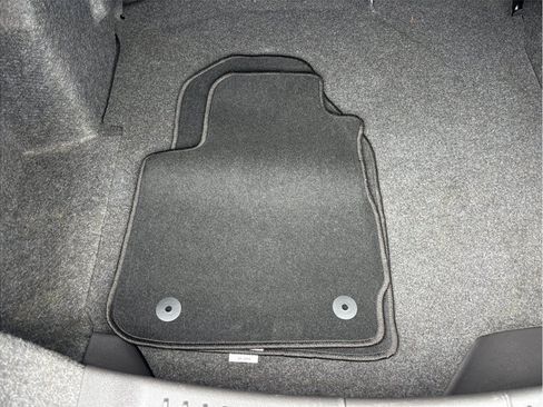 Used 2018 Ford Fiesta SE FWD image 35