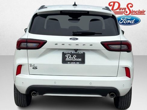 Used 2024 Ford Escape ST-Line w/ Tech Pack #1 FWD image 8
