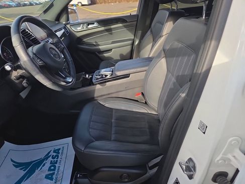 Used 2018 Mercedes-Benz GLE 350 4MATIC image 3