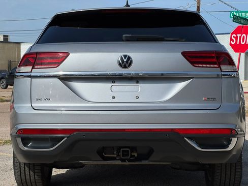 Used 2020 Volkswagen Atlas Cross Sport SE w/ Towing Package AWD/4WD image 6