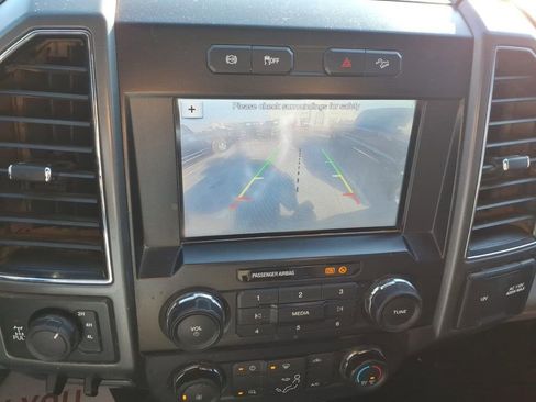 Used 2019 Ford F250 XLT w/ FX4 Off-Road Package image 17