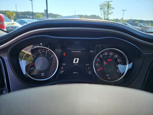 Used 2022 Dodge Challenger R/T Scat Pack RWD image 21