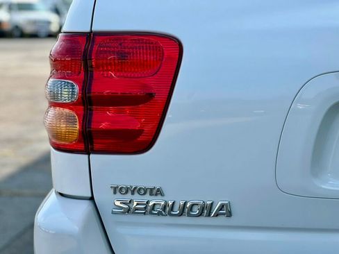 Used 2003 Toyota Sequoia Limited image 9