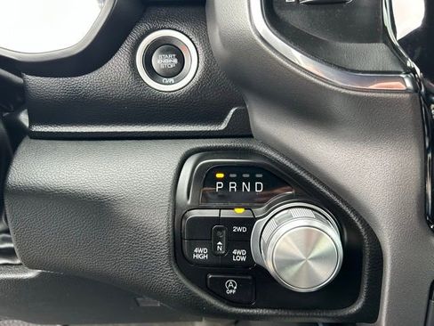 Used 2024 RAM 1500 Laramie AWD/4WD image 30