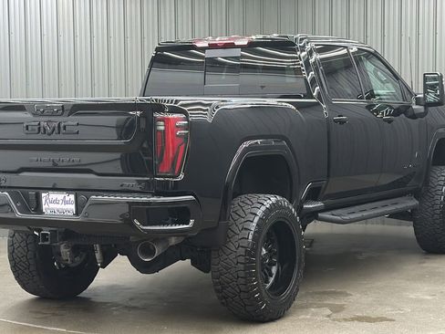 Used 2026 GMC Sierra 2500 AT4 AWD/4WD image 5