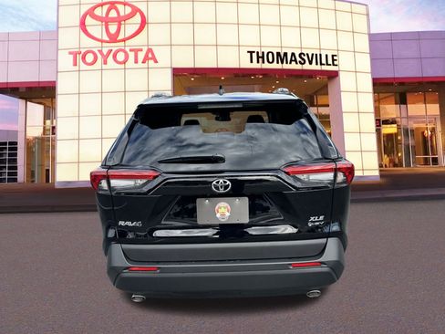 New 2025 Toyota RAV4 XLE w/ Convenience Package AWD/4WD image 6
