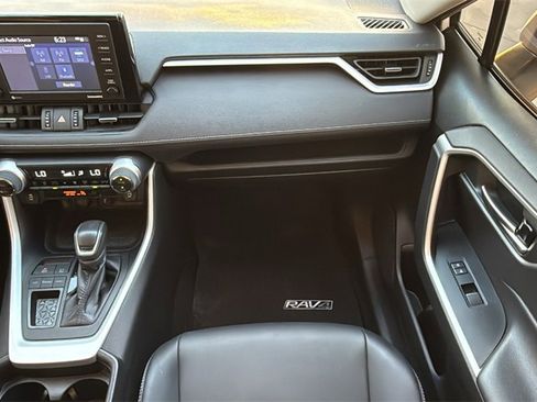 Used 2021 Toyota RAV4 XLE Premium w/ Carpet Mat Package (TMS) image 32