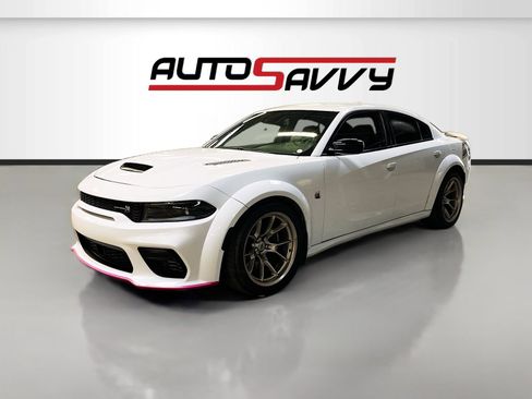 Used 2023 Dodge Charger Scat Pack image 3