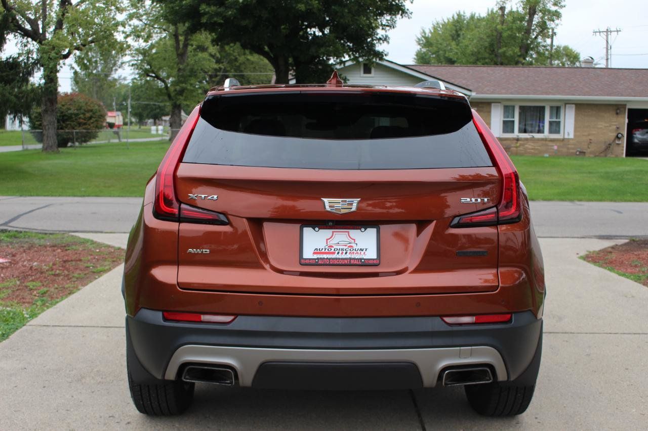 Used 2019 Cadillac XT4 Premium Luxury w/ Cold Weather Package AWD/4WD image 8