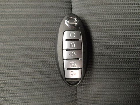 Used 2020 Nissan Sentra SV image 32