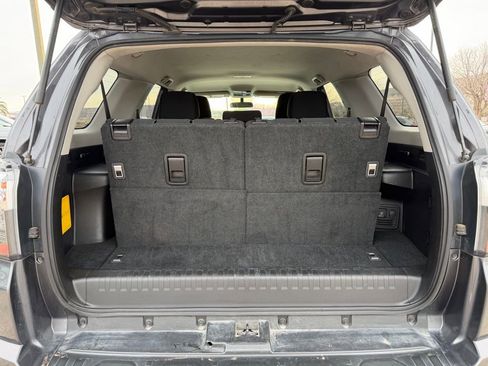 Used 2018 Toyota 4Runner SR5 image 22