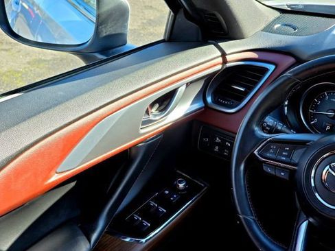 Used 2016 MAZDA CX-9 Signature image 11