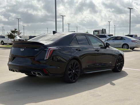 Used 2022 Cadillac CT4 V w/ Navigation Package RWD image 7