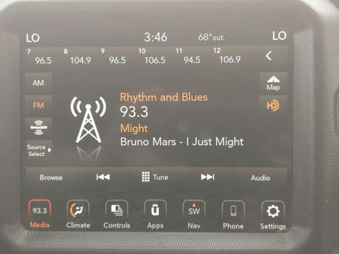 Used 2022 Jeep Gladiator Sport image 23