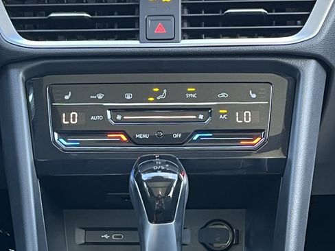 New 2026 Volkswagen Taos SE AWD/4WD image 21