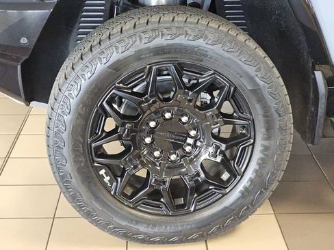 New 2025 GMC Hummer EV 2X AWD/4WD image 2