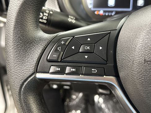 Used 2024 Nissan Kicks SV FWD image 43