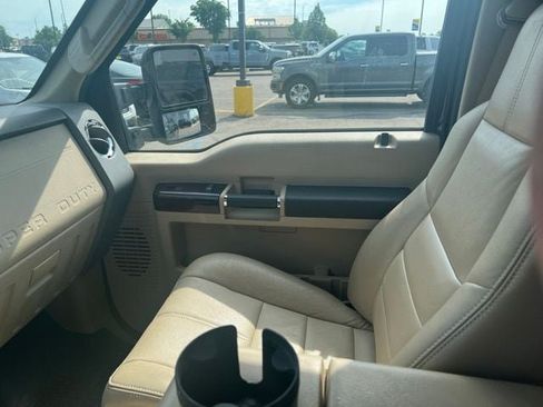 Used 2010 Ford F250 4x4 Crew Cab Super Duty image 9