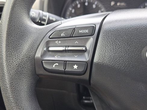 Used 2022 Hyundai Kona SE FWD image 27