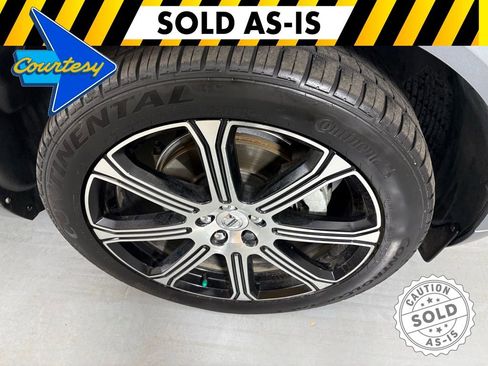 Used 2018 Volvo XC60 T5 Inscription w/ Convenience Package AWD/4WD image 10