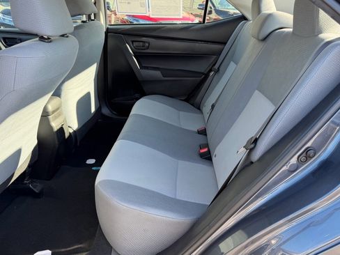 Used 2017 Toyota Corolla L image 29