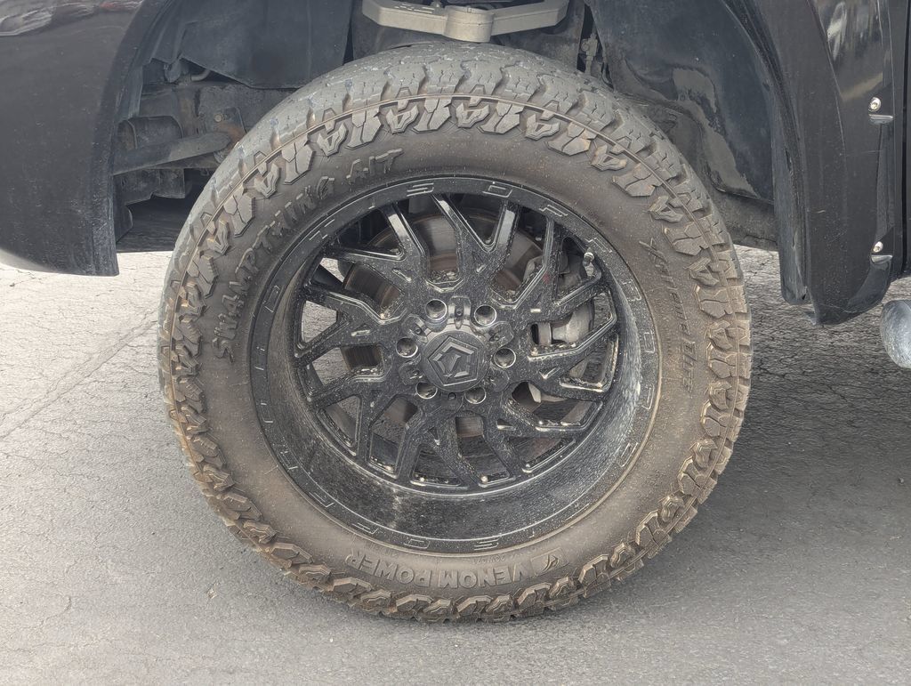 Used 2013 Nissan Titan 4x4 Crew Cab image 13
