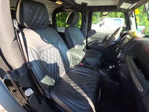 Used 2016 Jeep Wrangler Sport AWD/4WD image 21