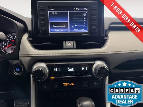 Used 2021 Toyota RAV4 XLE w/ Convenience Package image 6
