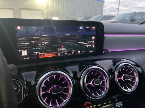 Used 2022 Mercedes-Benz A 220 4MATIC image 12