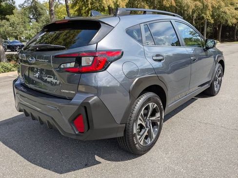 Used 2024 Subaru Crosstrek 2.0i Premium w/ Crosstrek Mirror Package AWD/4WD image 8
