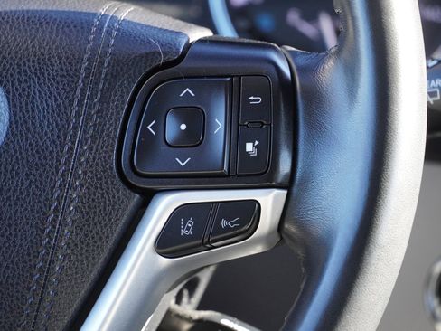 Certified 2019 Toyota Highlander Limited image 31