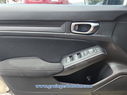 Certified 2025 Honda Civic Sport image 23